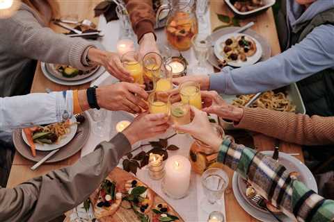 5 Tips to Hosting Holiday Parties at Home
