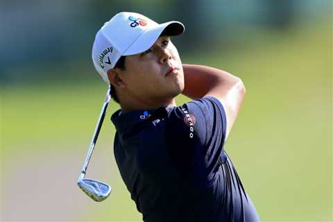 This Week on PGA Tour Players Are Just Like Us: Si Woo Kim Dunks 5 Balls in the Water and Makes a..