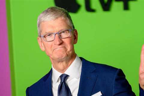 It's been a decade since Tim Cook became the CEO of Apple. Here's how his leadership has changed..