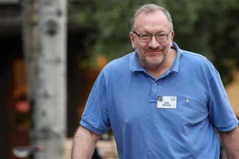 Billionaire investor Seth Klarman just bought a $645 million stake in food-delivery app Just Eat