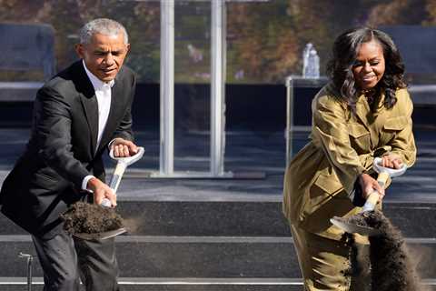 Obama oversees groundbreaking for his presidential library in Chicago