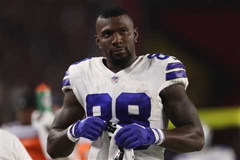 Dez Bryant Appears to Send the Dallas Cowboys a Strong Warning After Their Shocking In-Season..