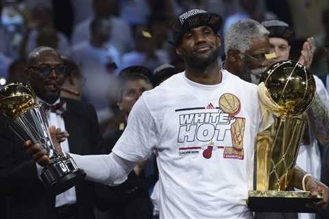 LeBron James Has 4 Championships, but Shaquille O’Neal Strongly Believes He Should Have Another:..