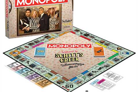 ‘Schitt’s Creek’ Monopoly Exists & There’s A Moira’s Wig Game Piece