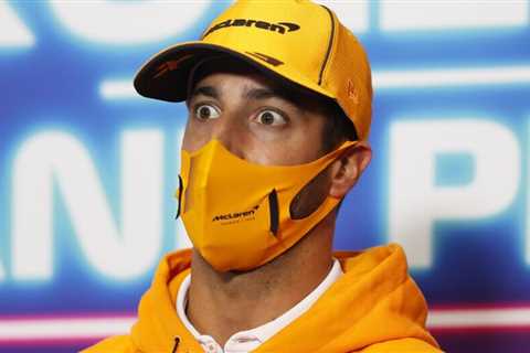 Ricciardo sinks as Mercedes flex F1 muscle