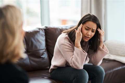 Bipolar Disorder in Women: Causes, Symptoms, Treatment – Verywell Health