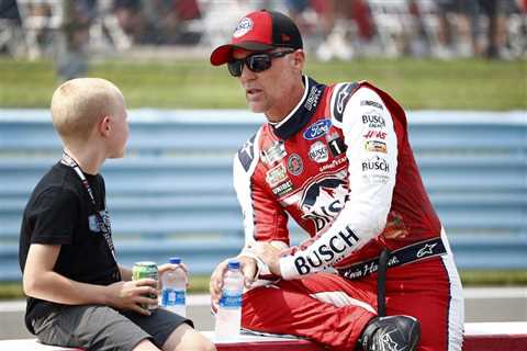 Kevin Harvick’s 2022 NASCAR Season Will Be Awesome if He Spooks Rivals as Much as He Scared His..