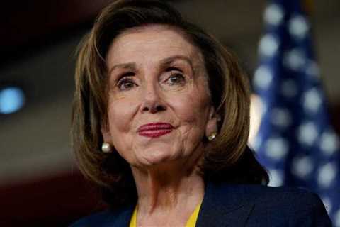 Pelosi rejects stock-trading ban for members of Congress: 'We are a free market economy. They..