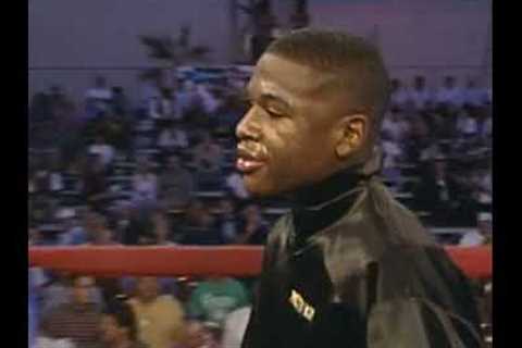 Floyd Mayweather’s pro boxing debut in 1996 ? | #shorts