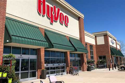 This Beloved Grocery Chain Is Opening Up Stores in 4 New States
