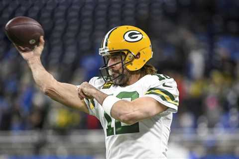 Green Bay Packers QB Aaron Rodgers Offers Injury Update That Will Strike Fear Into the Rest of the..