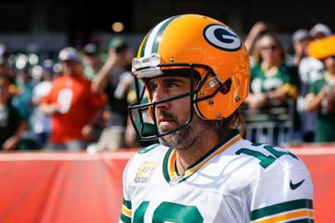 Molly Knight Details Her Side of the Aaron Rodgers ‘COVID Toe’ Controversy: ‘Does He Think That’s..