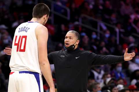Even Without Kawhi Leonard and Paul George, Coach of the Year Candidate Tyronn Lue has the Los..