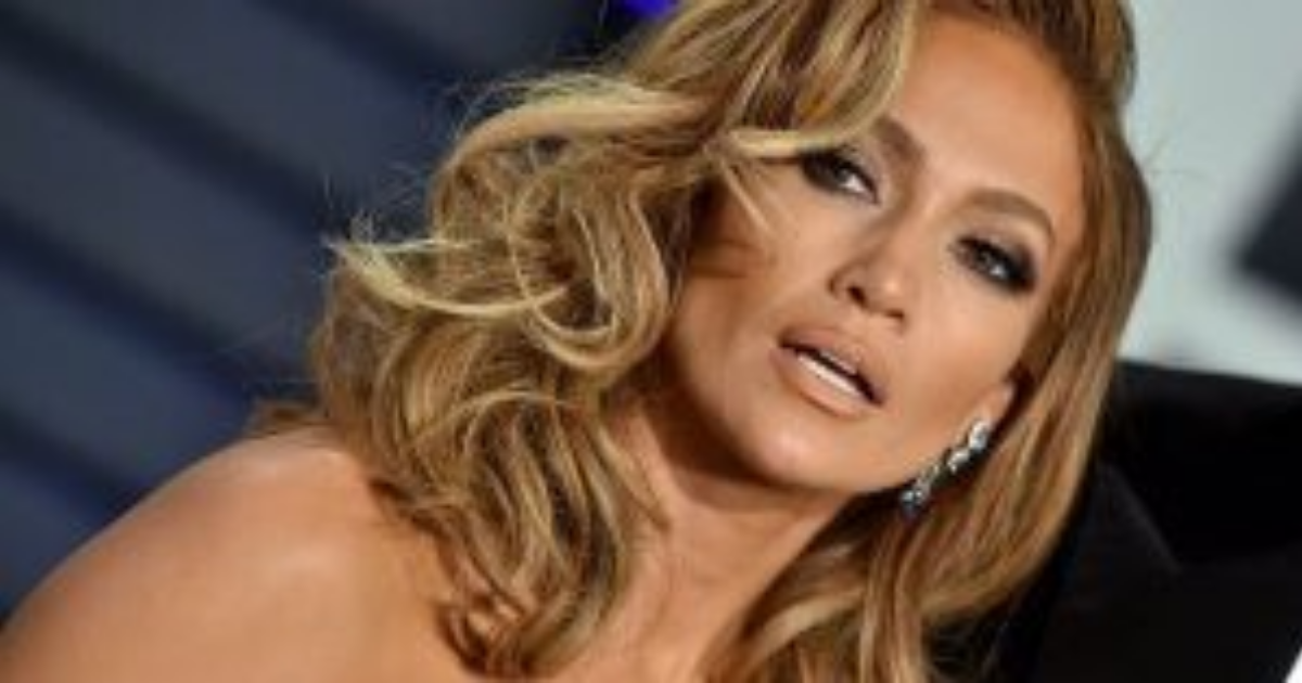 Jennifer Lopez insists her 'humble beginnings' keep her grounded